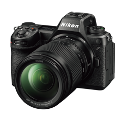 NIKON Z6III 24-200 Seti