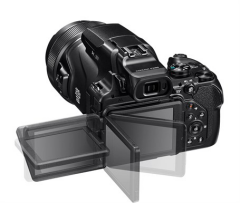 NIKON Coolpıx P1000