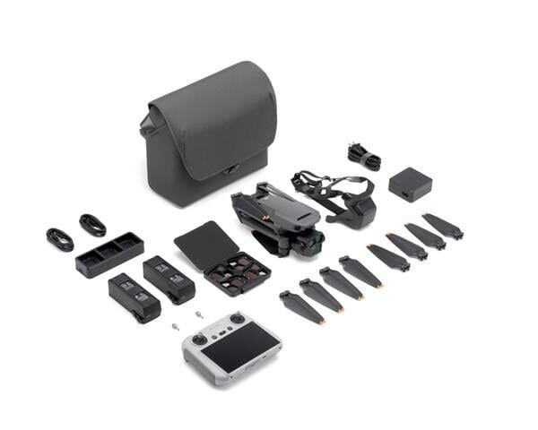 DJI Mavıc 3 Pro Fly More Combo (DJI Rc)