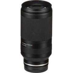 Tamron 70-300mm f/4.5-6.3 Dİ III RXD (Sony)