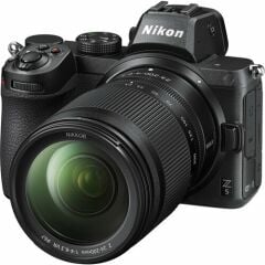 Nikon Z5 + 24-200 f/4-6.3 Lens