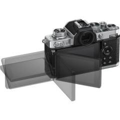 Nikon Z FC Body + 18-140mm VR  Lens (SL)