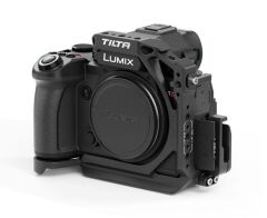 Tilta TA-T50-HCC-B Panasonic  S5 II/IIX için Yarım Kamera Kafesi