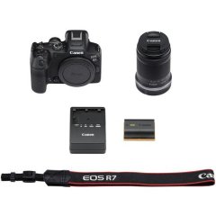 Canon EOS R7 18-150mm Lens