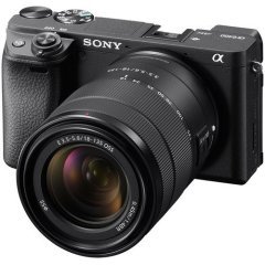 Sony A6400 18-135mm F/4 Lens Kit