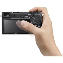 Sony A6400 18-135mm F/4 Lens Kit